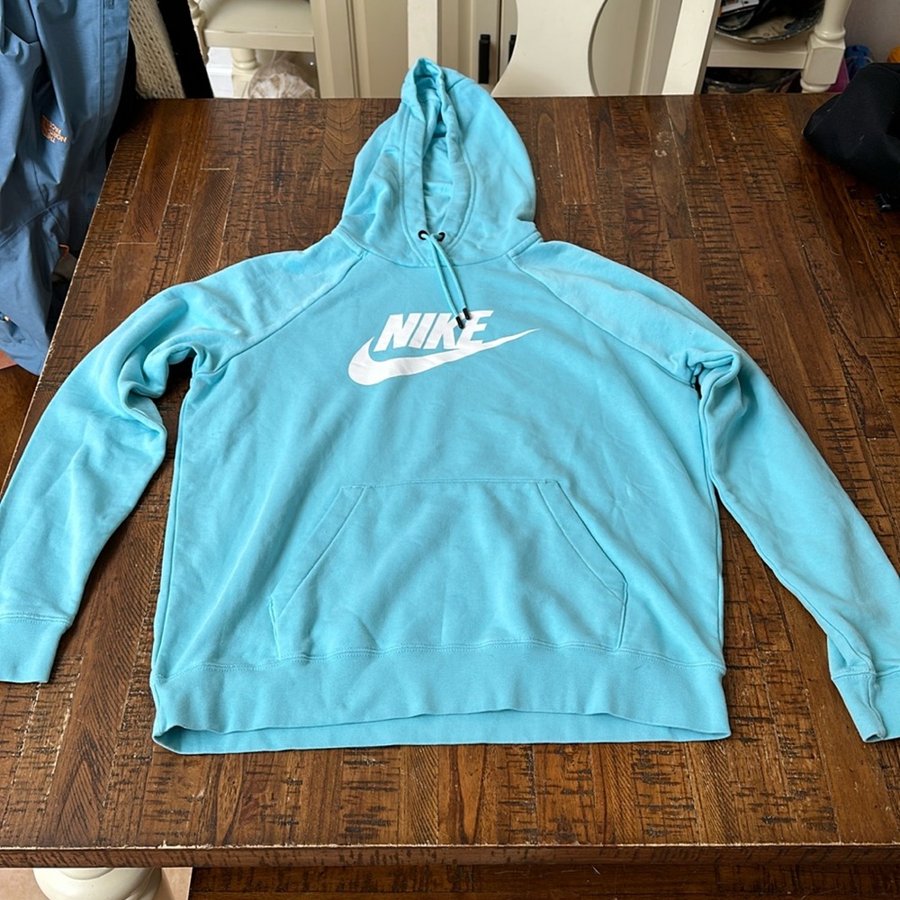 Nike sweatshirt light blue